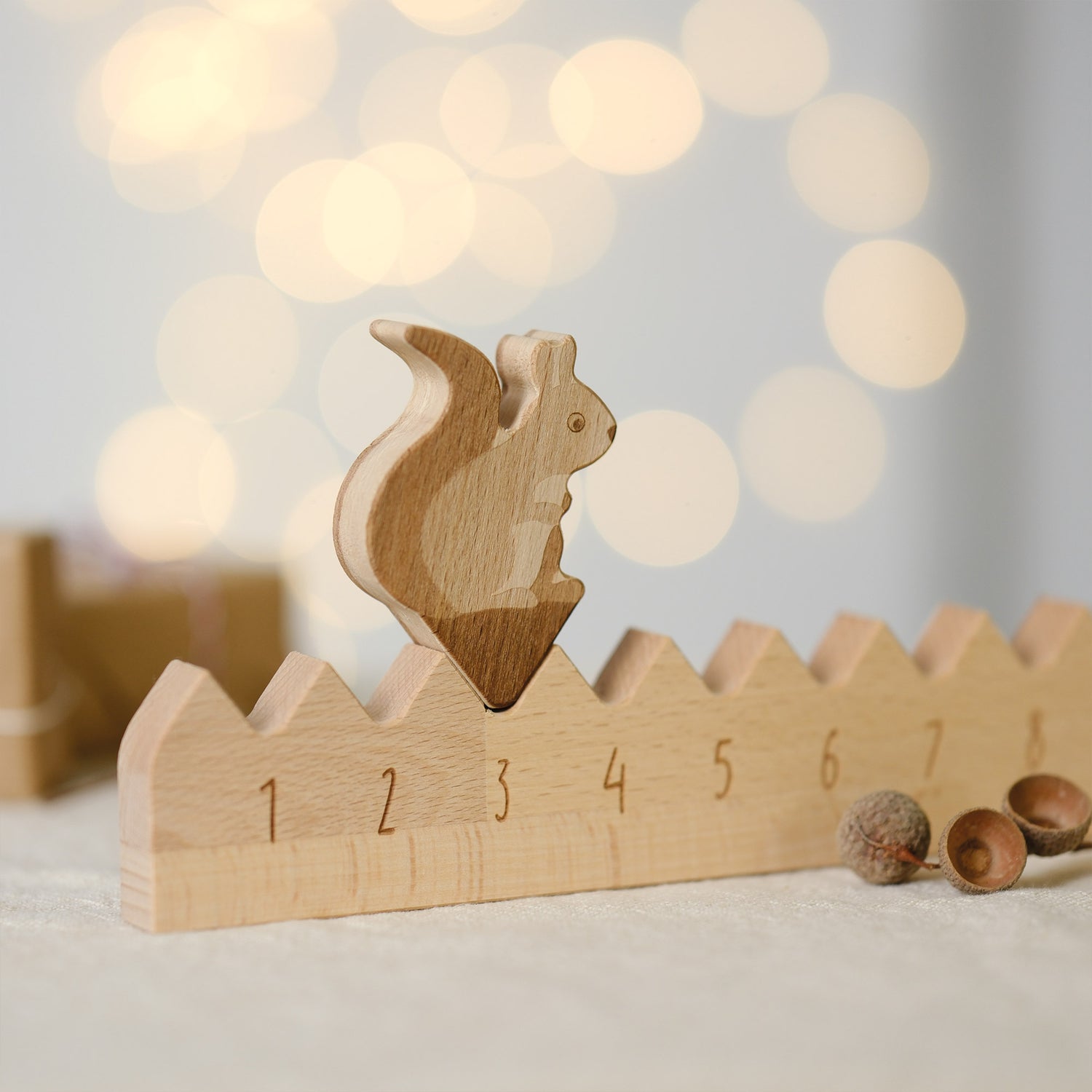 Adventskalender aus Holz - Eichhörnchen